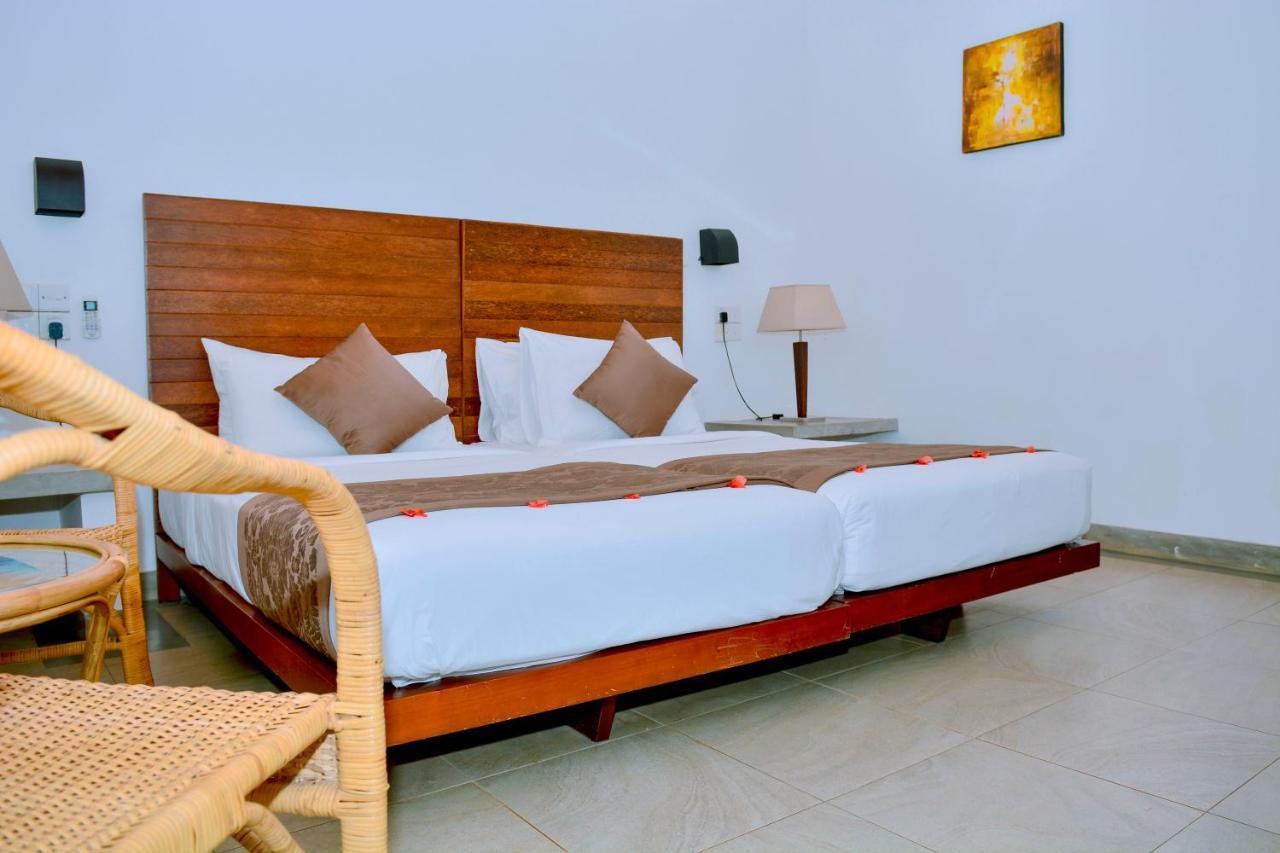 Amaranthe Bay Resort & Spa Trincomalee Exterior foto