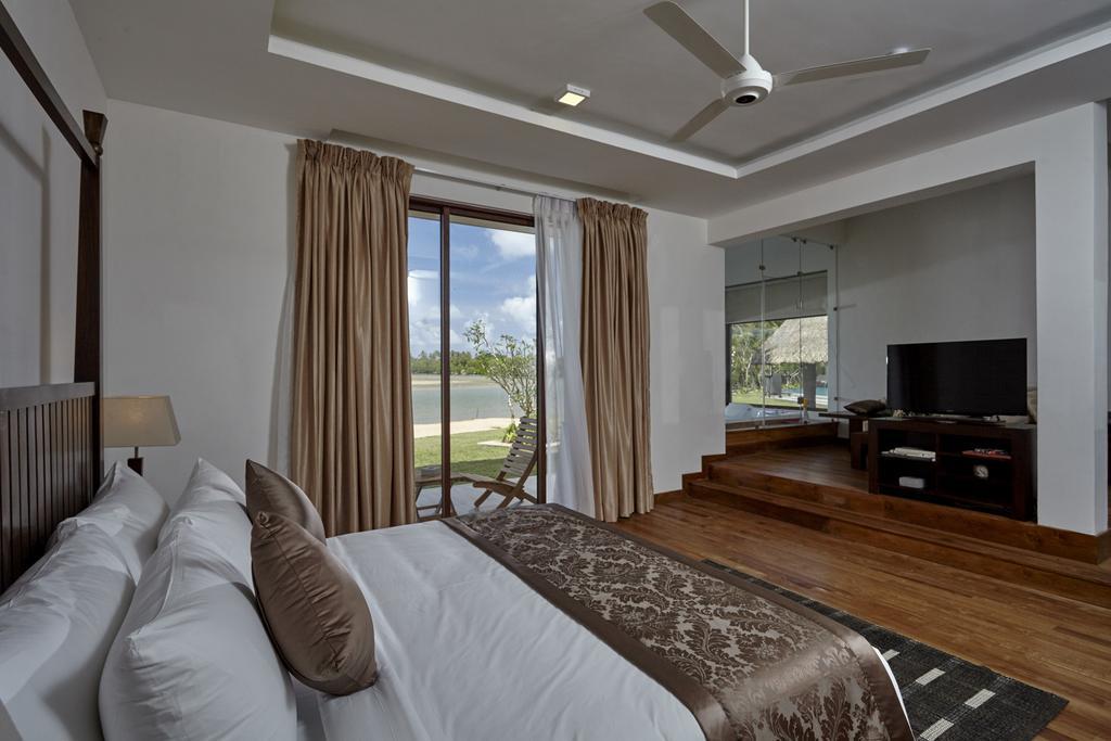 Amaranthe Bay Resort & Spa Trincomalee Zimmer foto