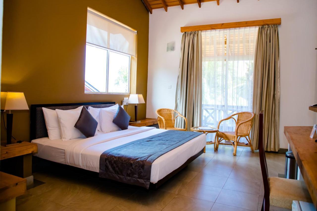 Amaranthe Bay Resort & Spa Trincomalee Exterior foto